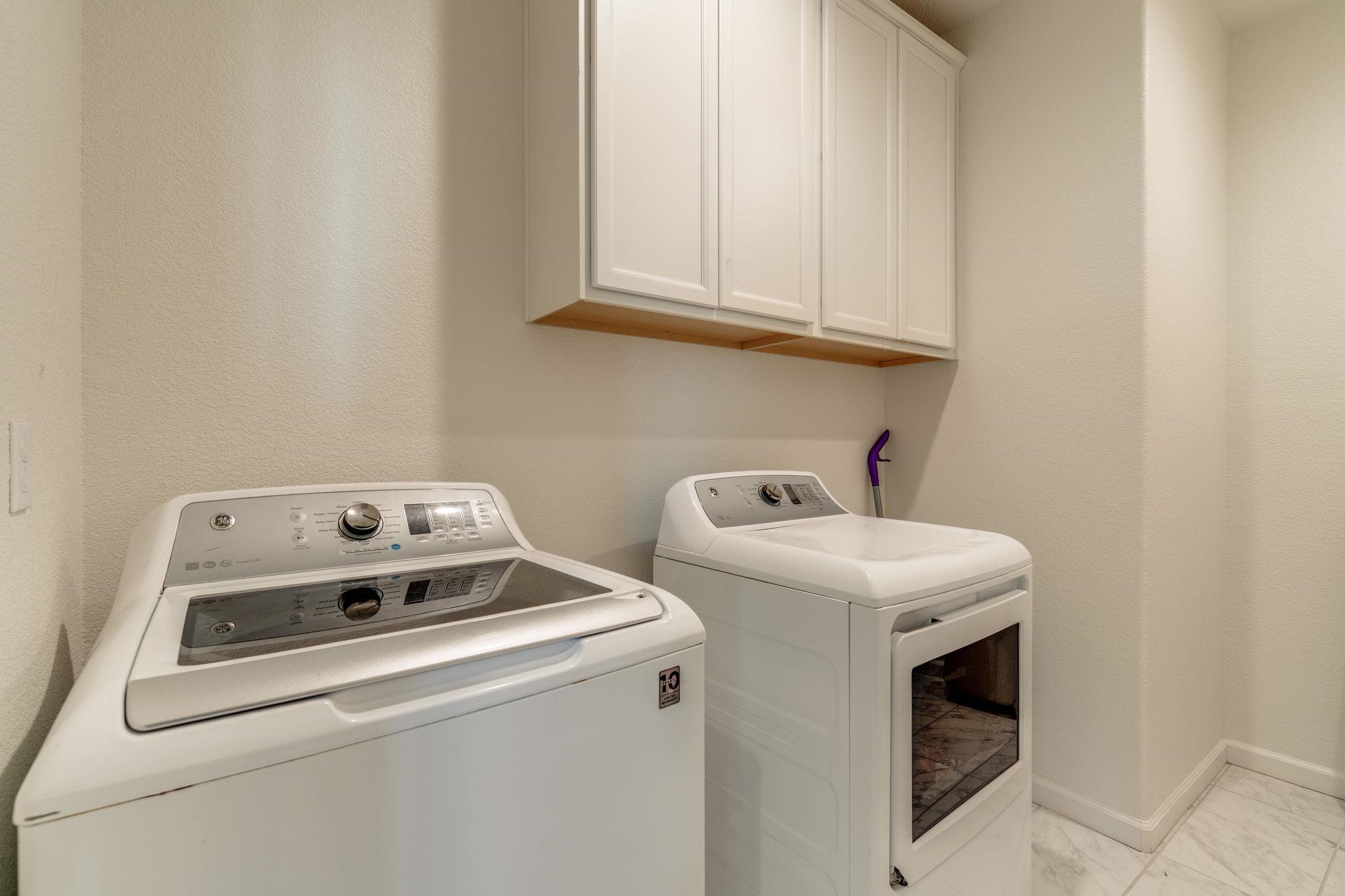 1305 Stark Bridge Road Lincoln, CA 95648 - Photo 46 of 53 a utility room with dryer and washer