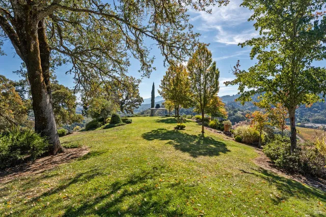 $1,950,000 | 241 Henry Station Road, Ukiah, CA 95482