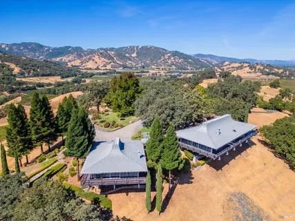 $1,800,000 | 241 Henry Station Road, Ukiah, CA 95482
