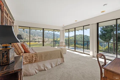 $1,950,000 | 241 Henry Station Road, Ukiah, CA 95482