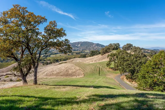 $1,950,000 | 241 Henry Station Road, Ukiah, CA 95482