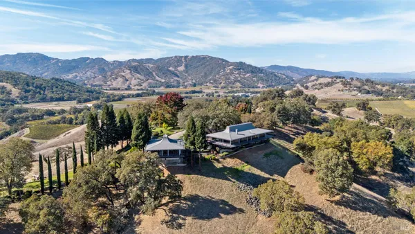 $1,800,000 | 241 Henry Station Road, Ukiah, CA 95482