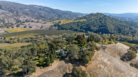 $1,950,000 | 241 Henry Station Road, Ukiah, CA 95482