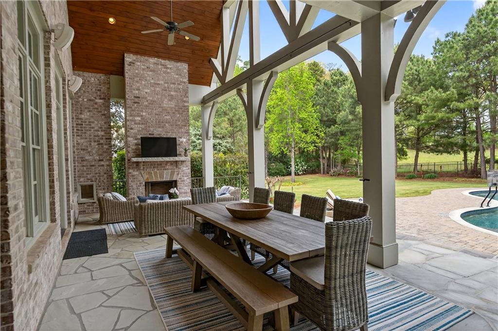 4915 Kettle River Point Suwanee, GA 30024 - Photo 4 of 102