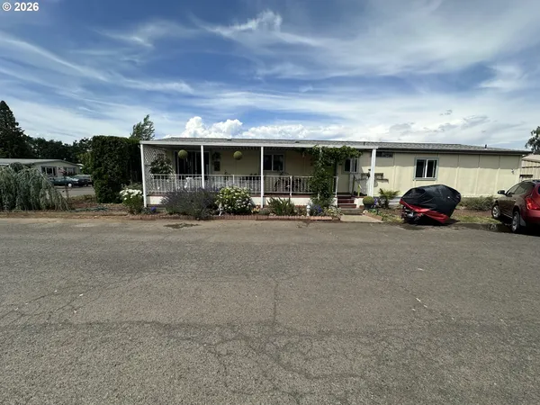 $195,000 | 1267 Tucker Road, Unit 22, Hood River, OR 97031