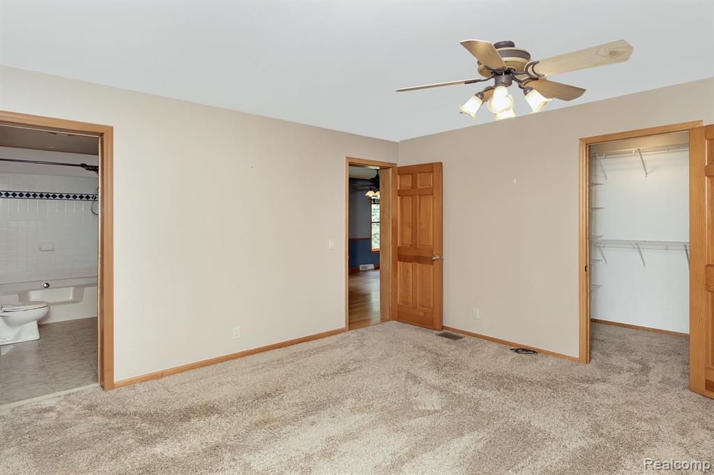 7653 Chase Lake Road Fowlerville, MI 48836 - Photo 22 of 52