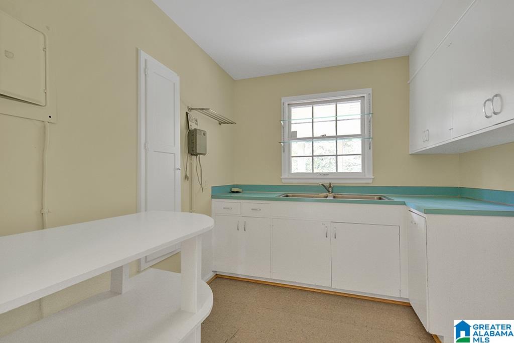 210 Crestview Circle Montevallo, AL 35115 - Photo 9 of 39