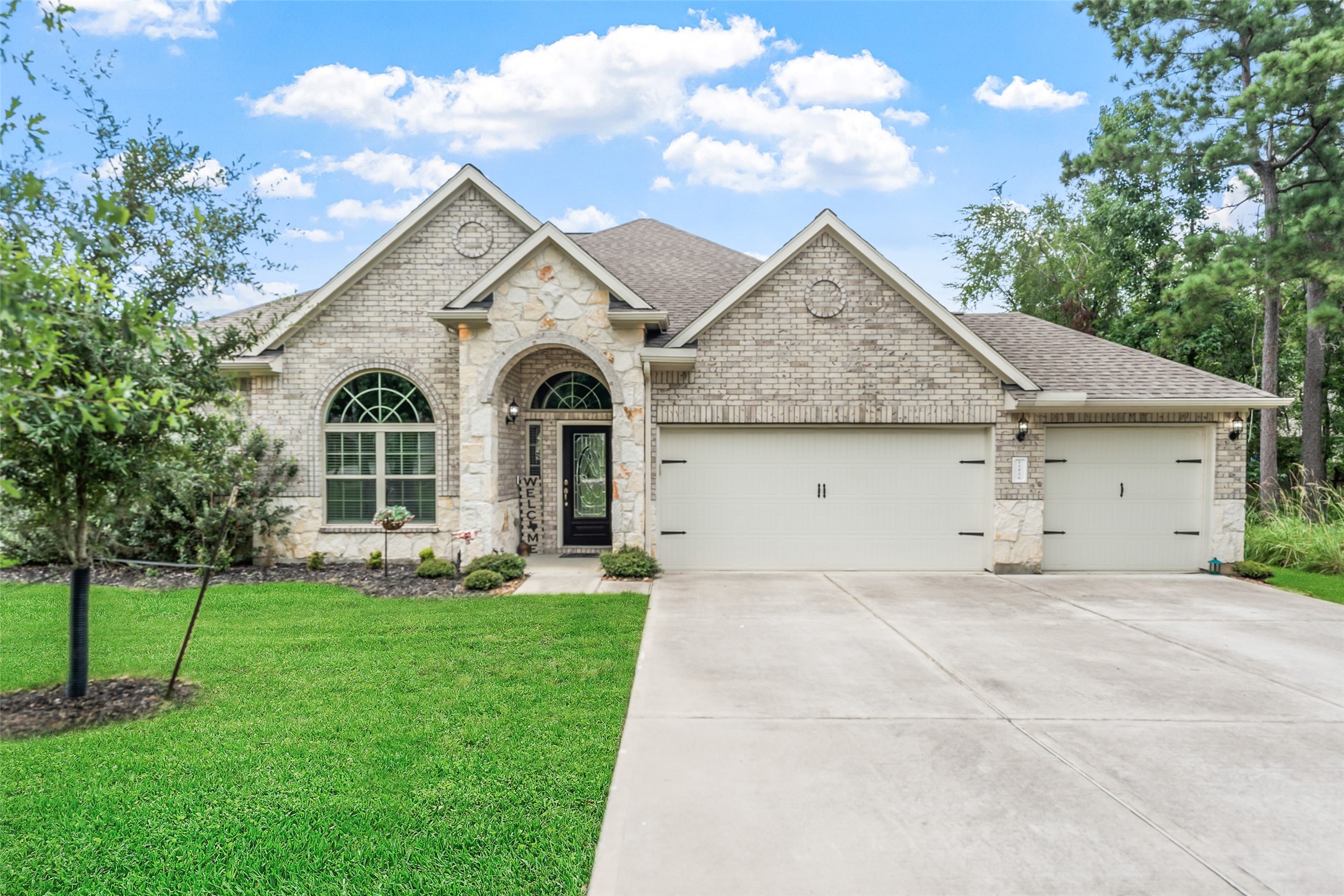 11526 Walden Road Montgomery, TX 77356 - Photo 1 of 40