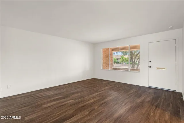 wooden floor in a empty room