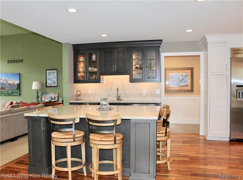 5879 Murfield Drive Rochester, MI 48306 - Photo 10 of 37