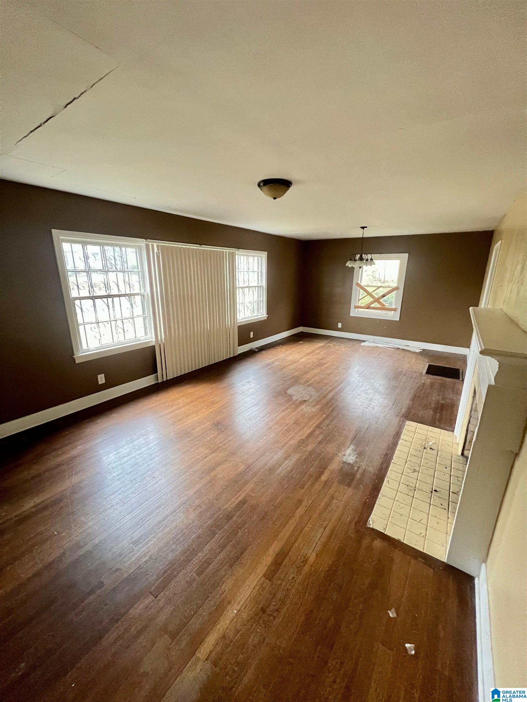 1212 Mims Street Southwest Birmingham, AL 35211 - Photo 4 of 16
