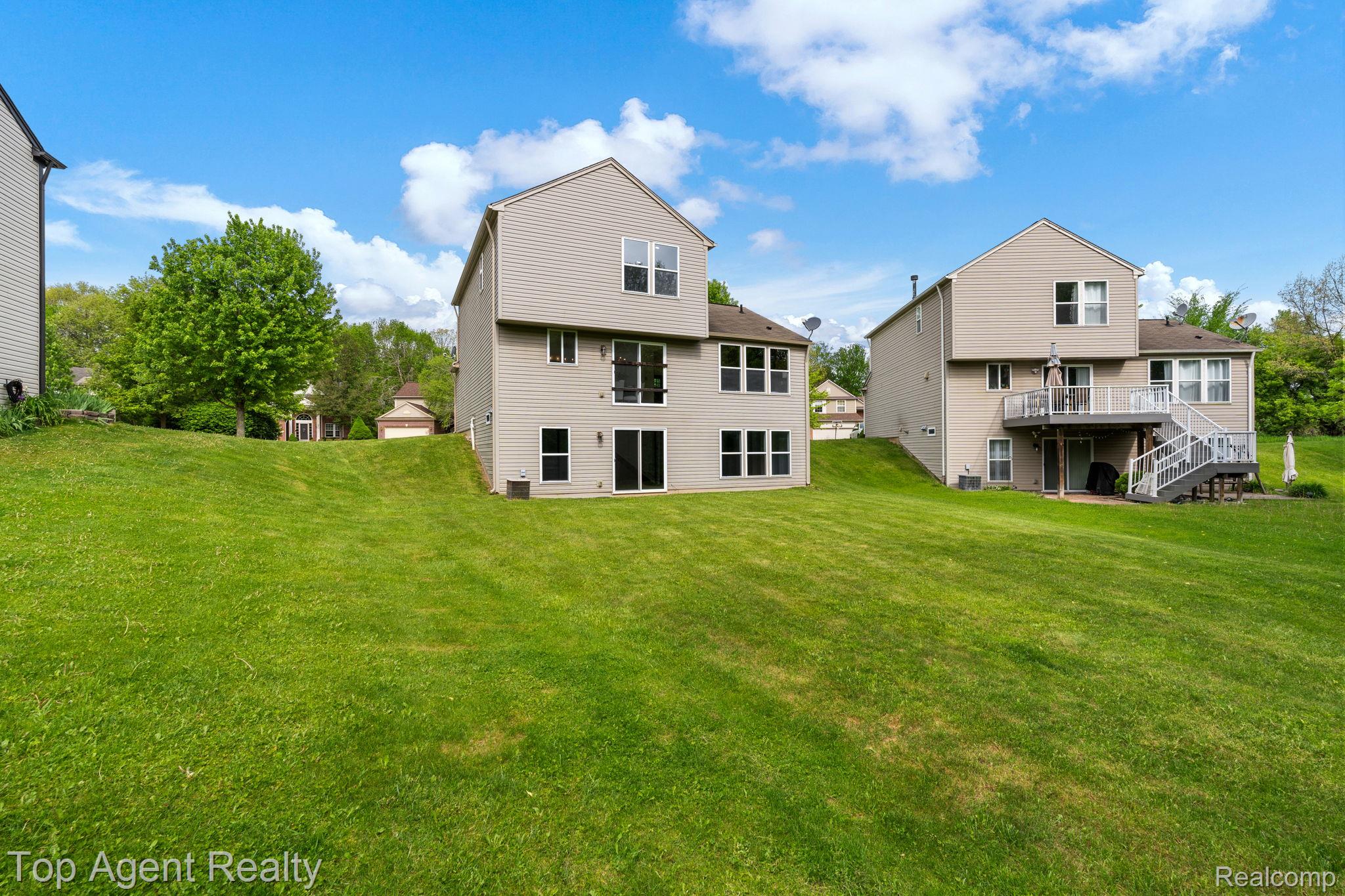 907 Deer Valley Road Holly, MI 48442 - Photo 30 of 44 25-web-or-mls-29_907 deer valley rd_028.jpg