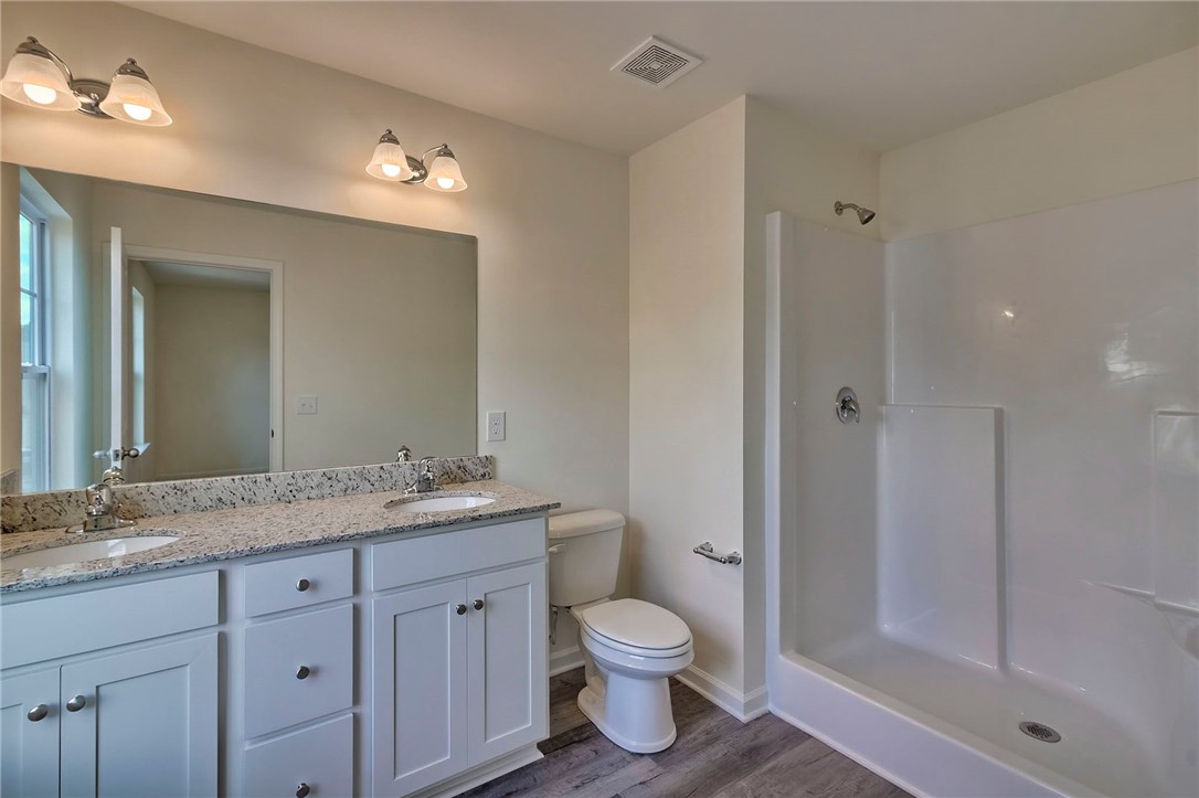 245 Wimbledon Way Murrells Inlet, SC 29576 - Photo 20 of 29 BATHROOM