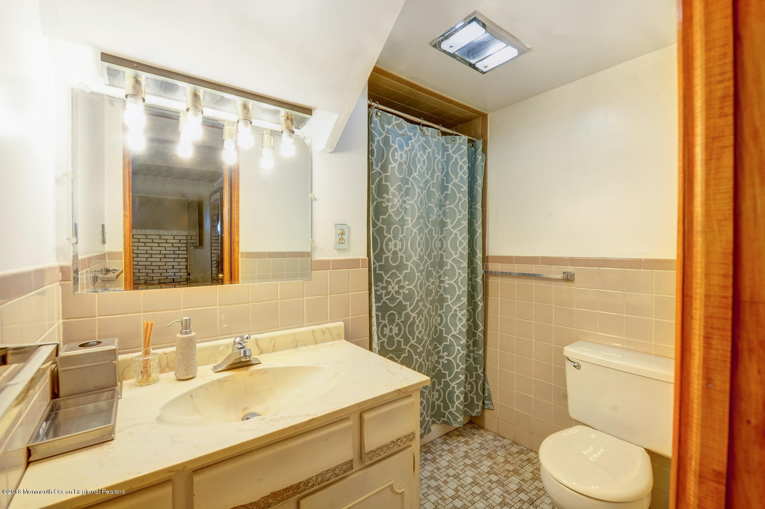 287 George Dye Road Hamilton Square, NJ 08690 - Photo 17 of 23 287 George Dye Rd Hamilton NJ-large-019-