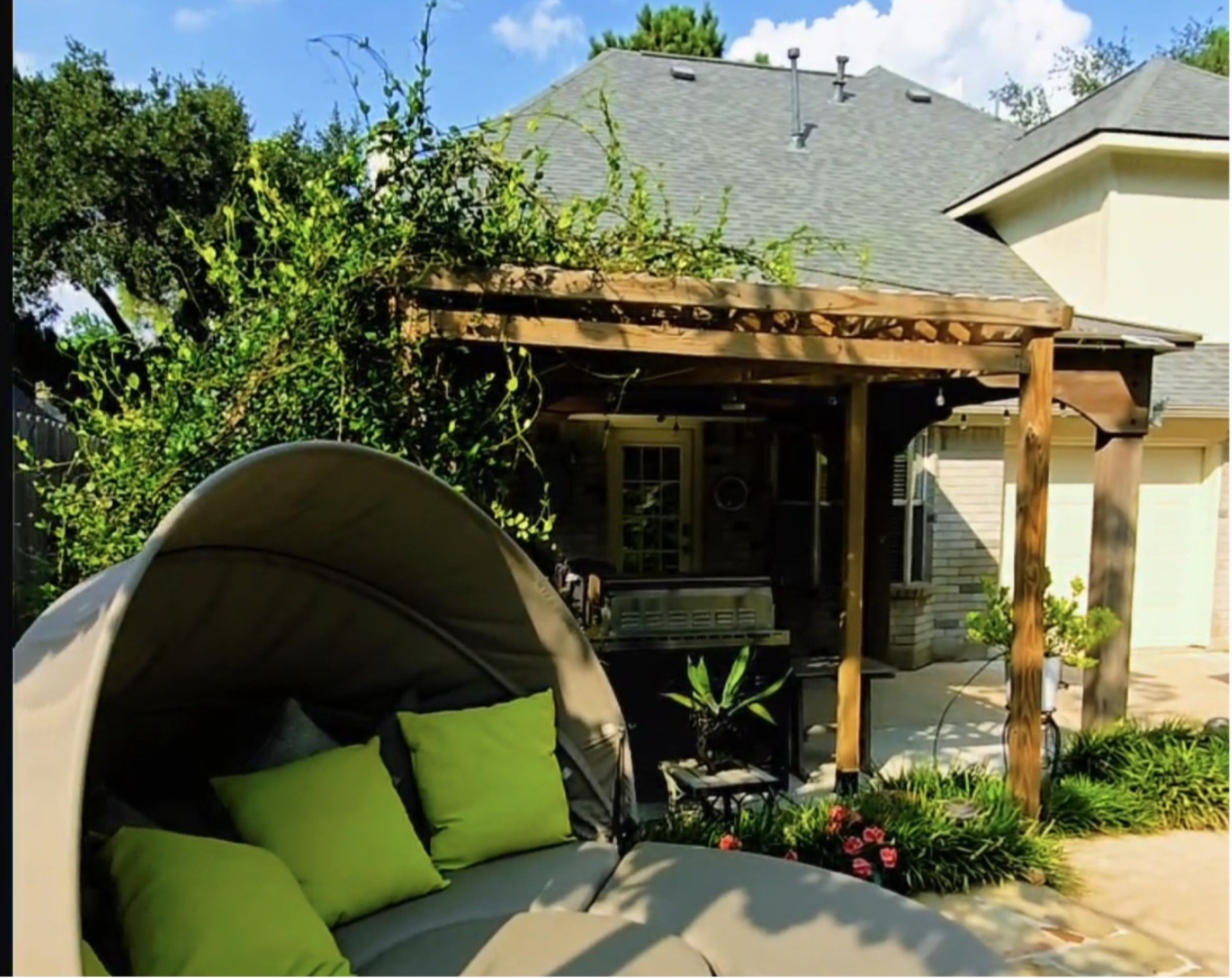 16723 Scenic Gardens Drive Spring, TX 77379 - Photo 4 of 36 wonderful outdoor space for relaxing and pool parties