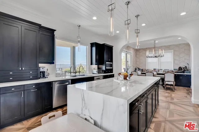 $29,999 | 7599 West Coastal View Drive, Los Angeles, CA 90045