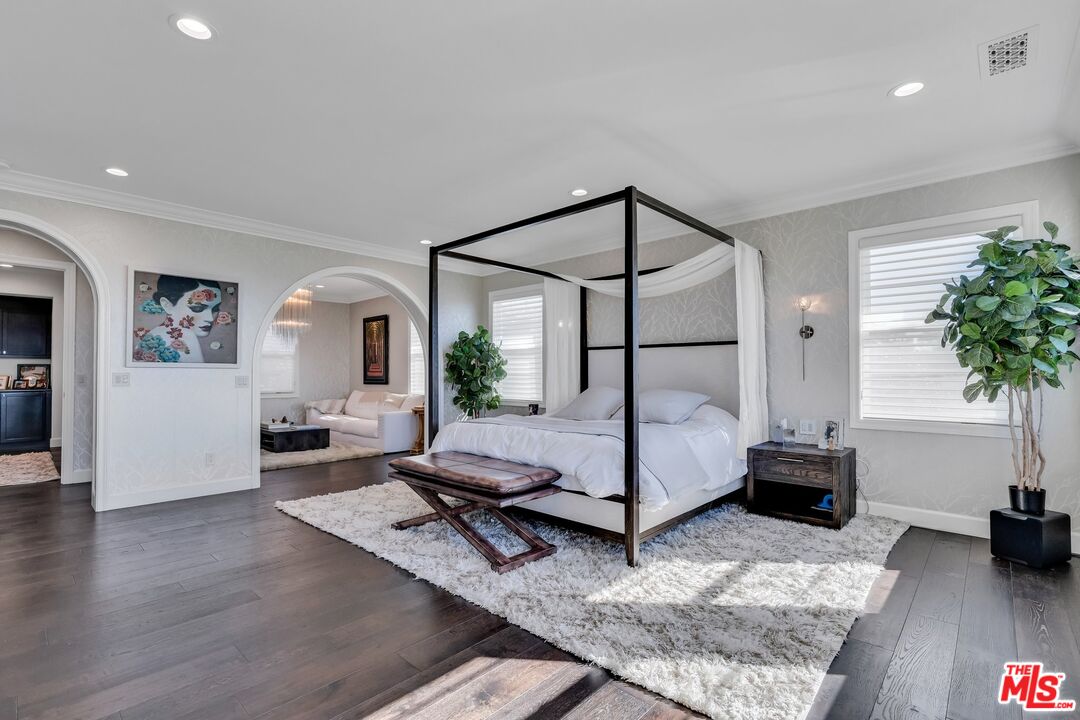 7599 West Coastal View Drive Los Angeles, CA 90045 - Photo 27 of 71