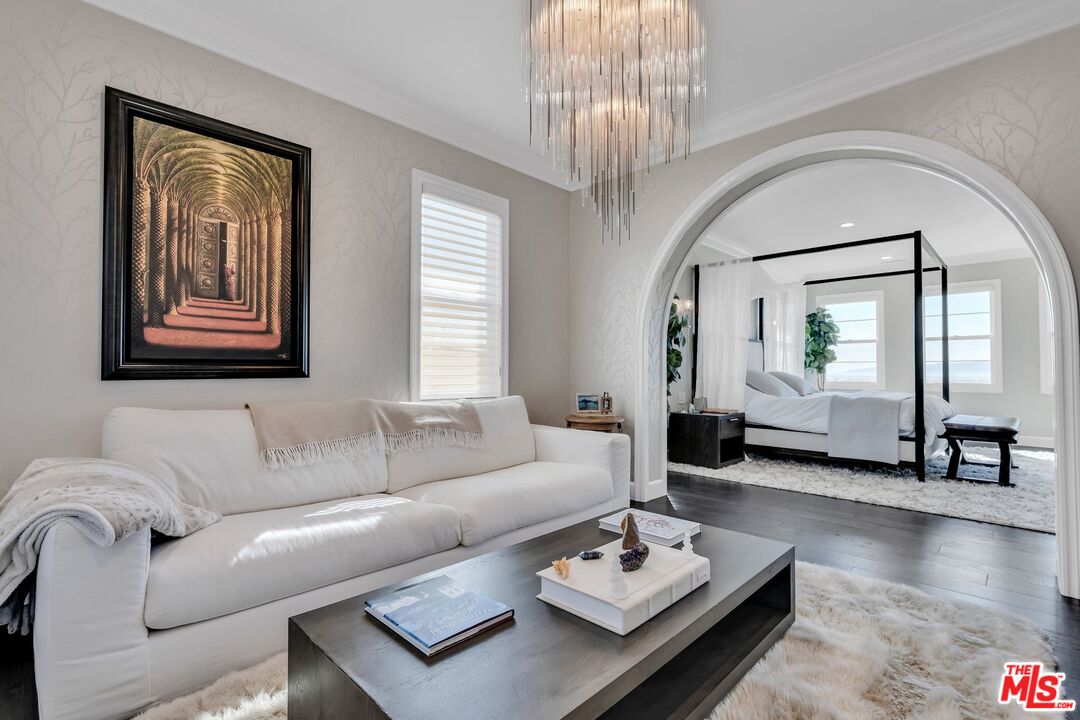 7599 West Coastal View Drive Los Angeles, CA 90045 - Photo 29 of 71