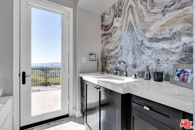 $29,999 | 7599 West Coastal View Drive, Los Angeles, CA 90045