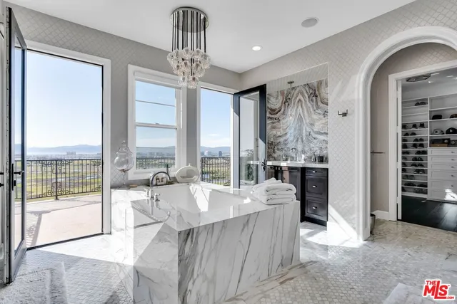 $29,999 | 7599 West Coastal View Drive, Los Angeles, CA 90045