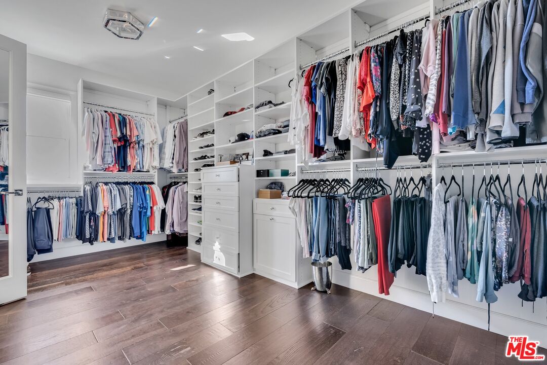 7599 West Coastal View Drive Los Angeles, CA 90045 - Photo 39 of 71