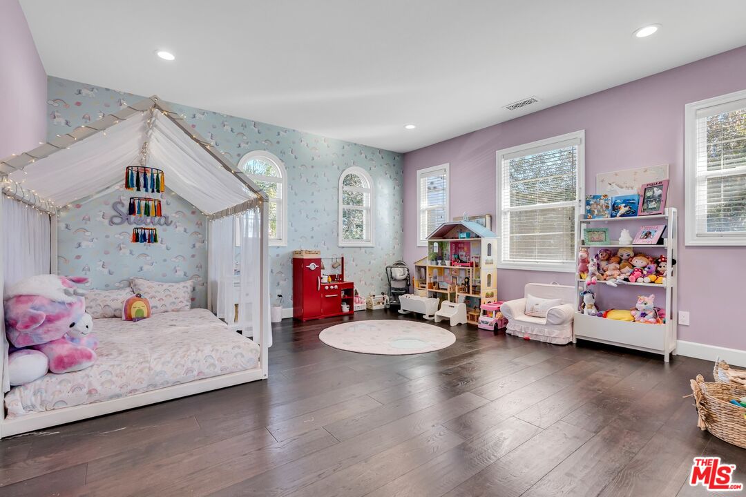 7599 West Coastal View Drive Los Angeles, CA 90045 - Photo 40 of 71