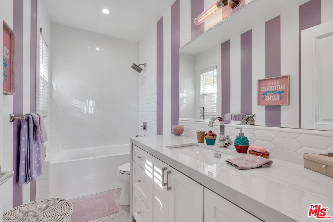 7599 West Coastal View Drive Los Angeles, CA 90045 - Photo 42 of 71