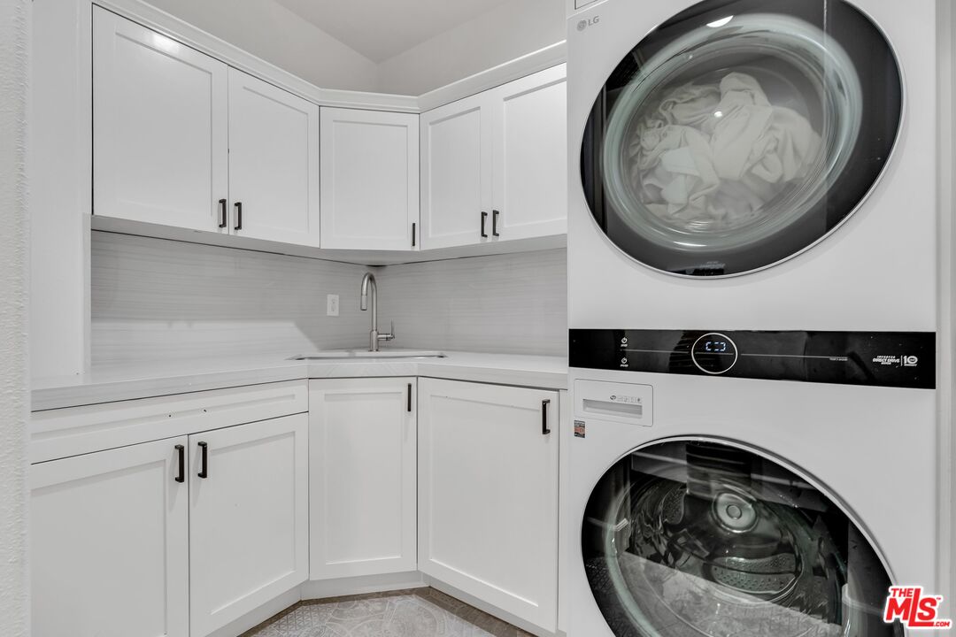 7599 West Coastal View Drive Los Angeles, CA 90045 - Photo 49 of 71