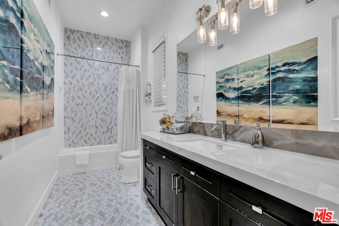 7599 West Coastal View Drive Los Angeles, CA 90045 - Photo 52 of 71