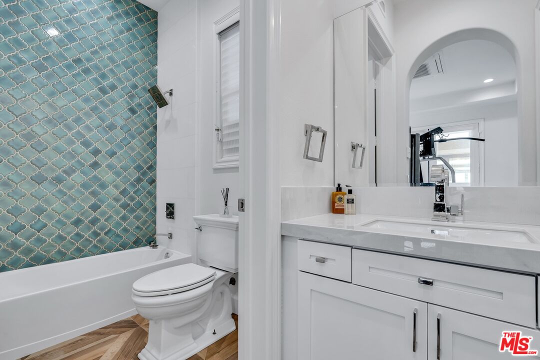 7599 West Coastal View Drive Los Angeles, CA 90045 - Photo 55 of 71