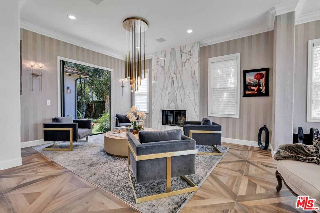 7599 West Coastal View Drive Los Angeles, CA 90045 - Photo 6 of 71