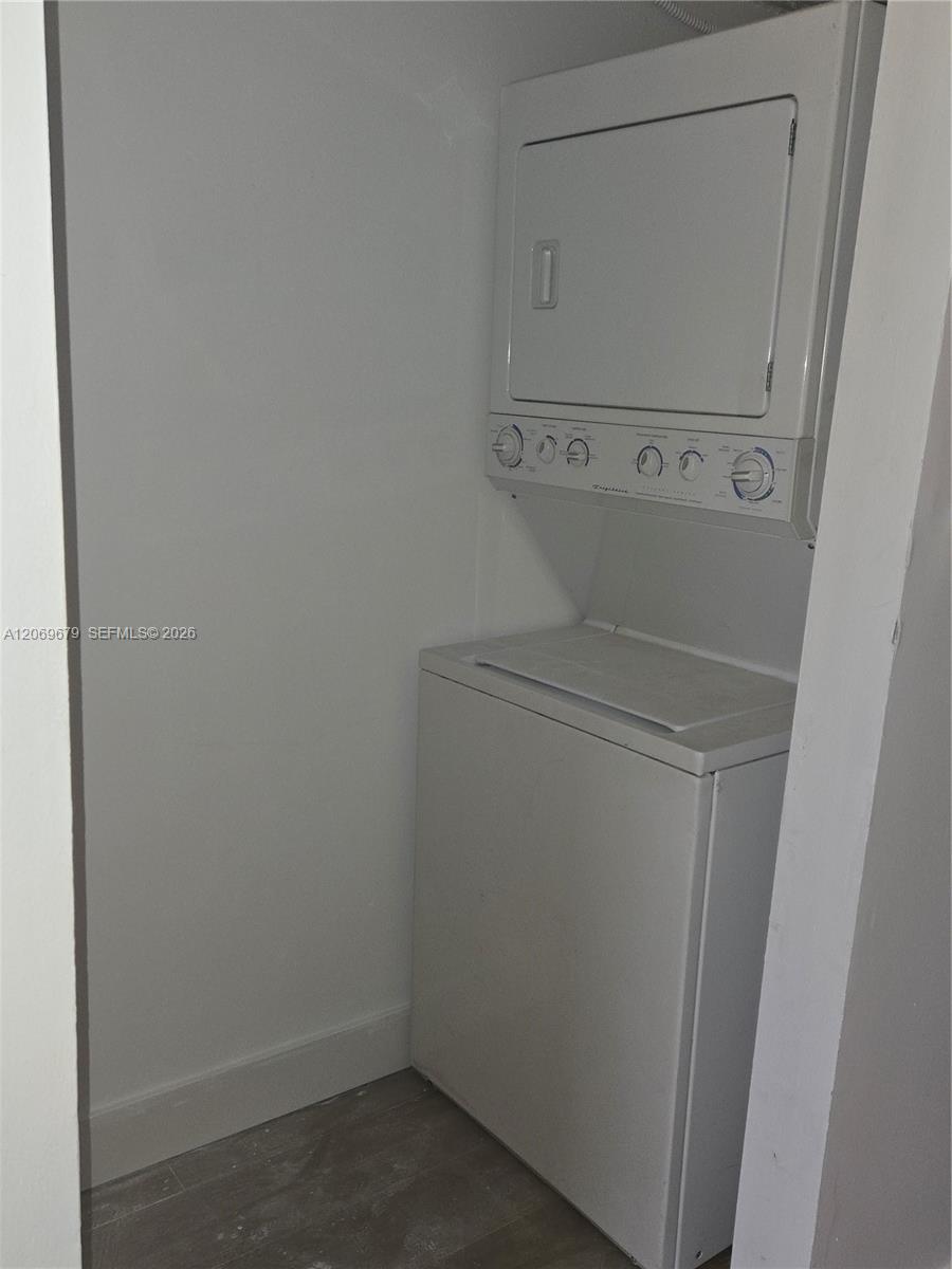 3400 Foxcroft Road, Unit 107 Miramar, FL 33025 - Photo 8 of 15 Gallery Image 8