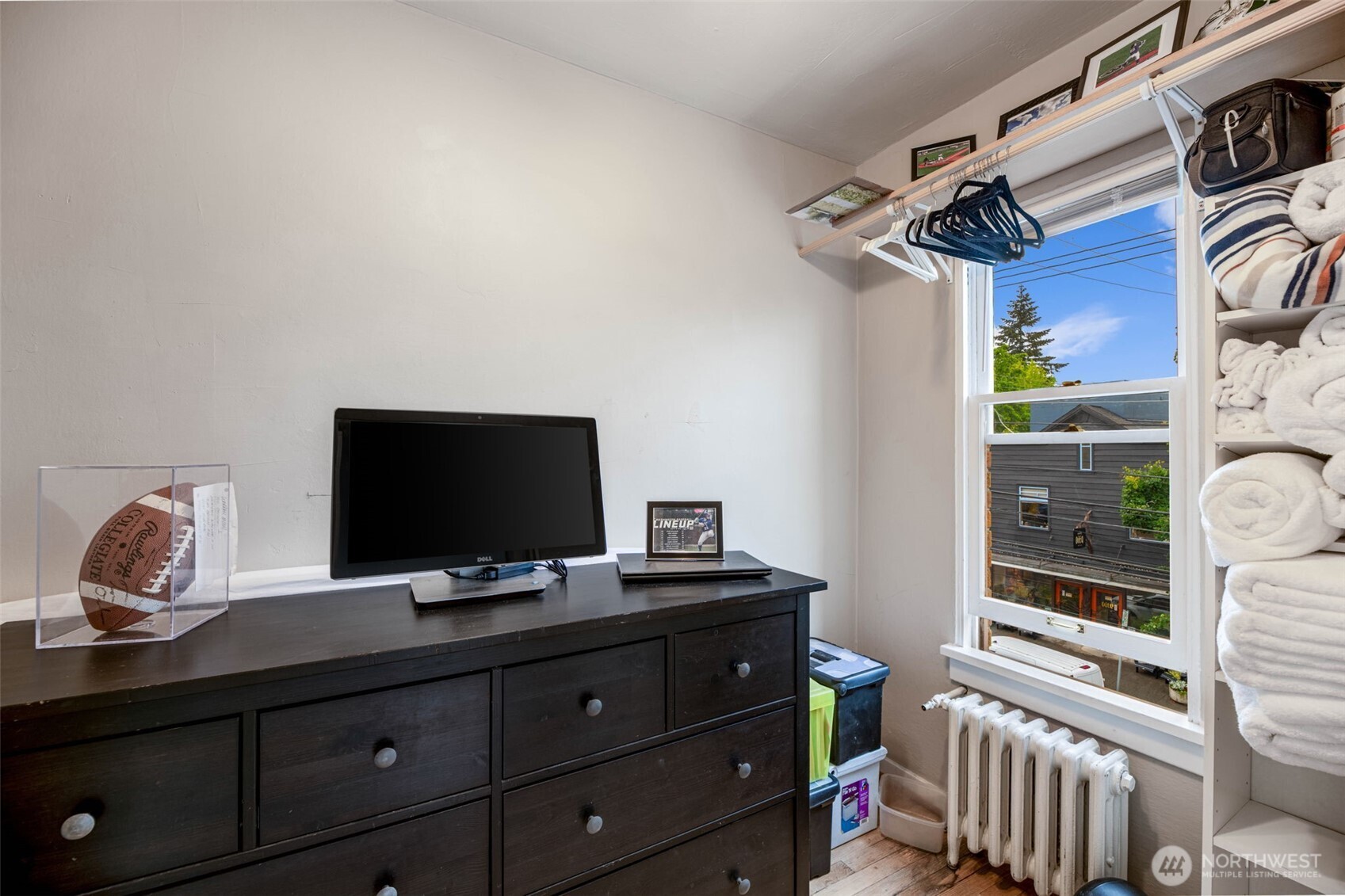 1427 3rd Avenue West, Unit 8 Seattle, WA 98119 - Photo 20 of 35