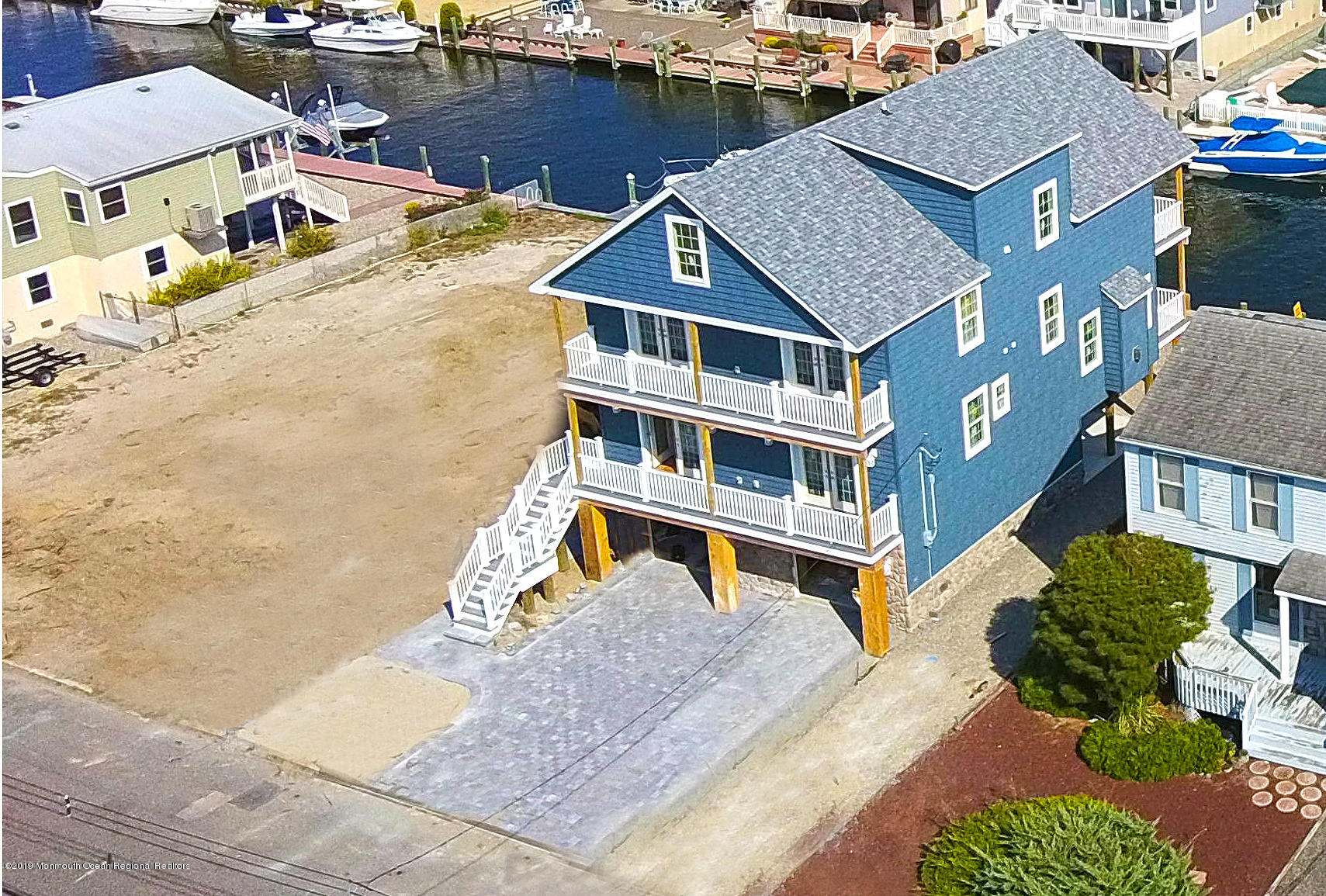 15 Neptune Road Toms River, NJ 08753 - Photo 3 of 89 15 Neptune (7)