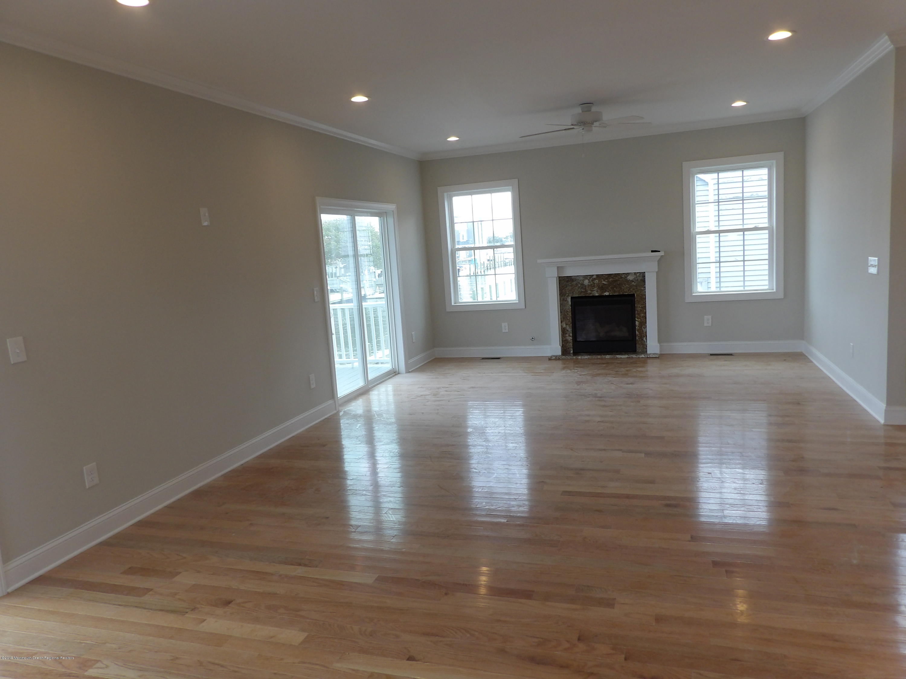 15 Neptune Road Toms River, NJ 08753 - Photo 33 of 89 100_7912