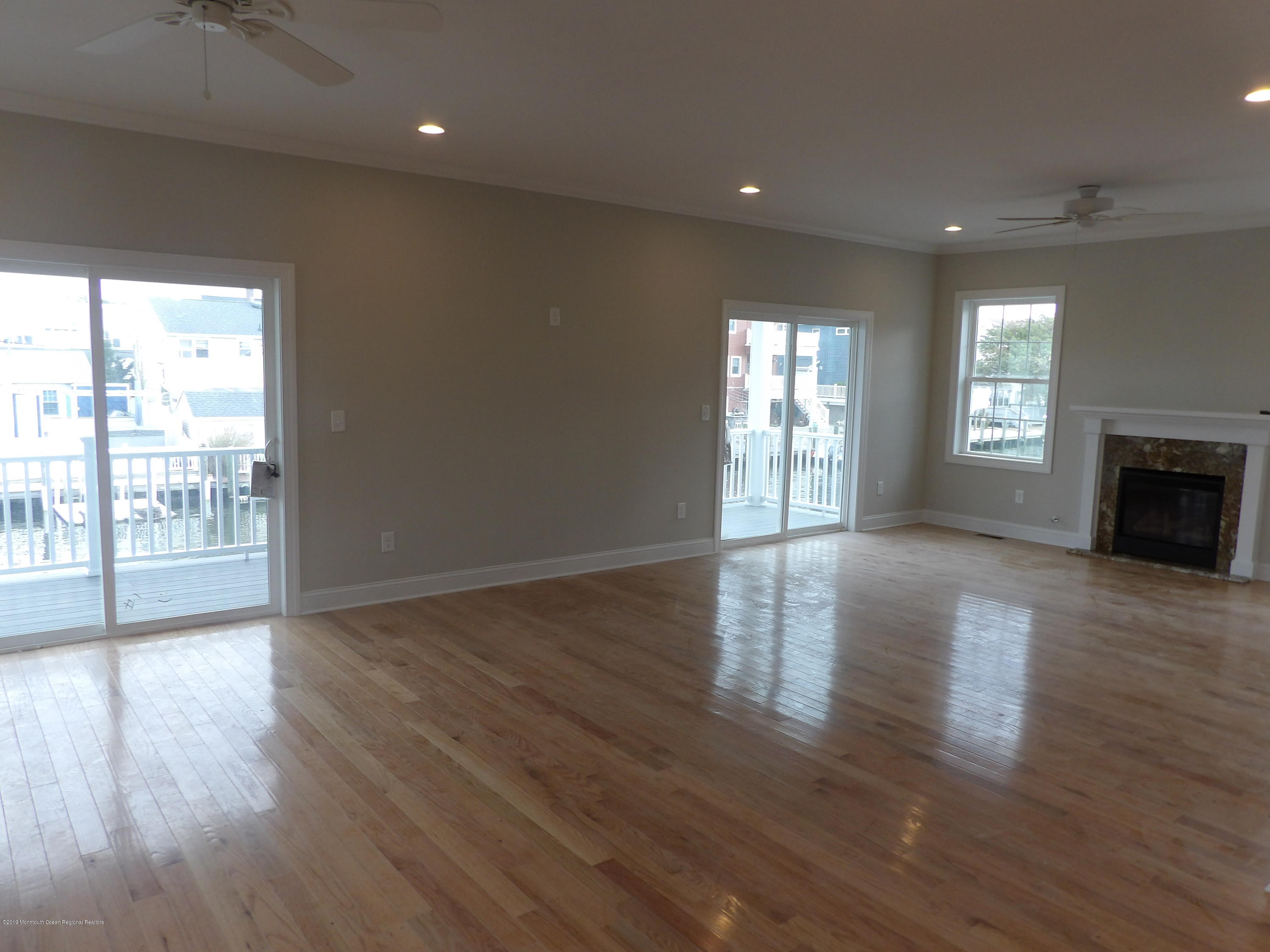 15 Neptune Road Toms River, NJ 08753 - Photo 35 of 89 100_7913