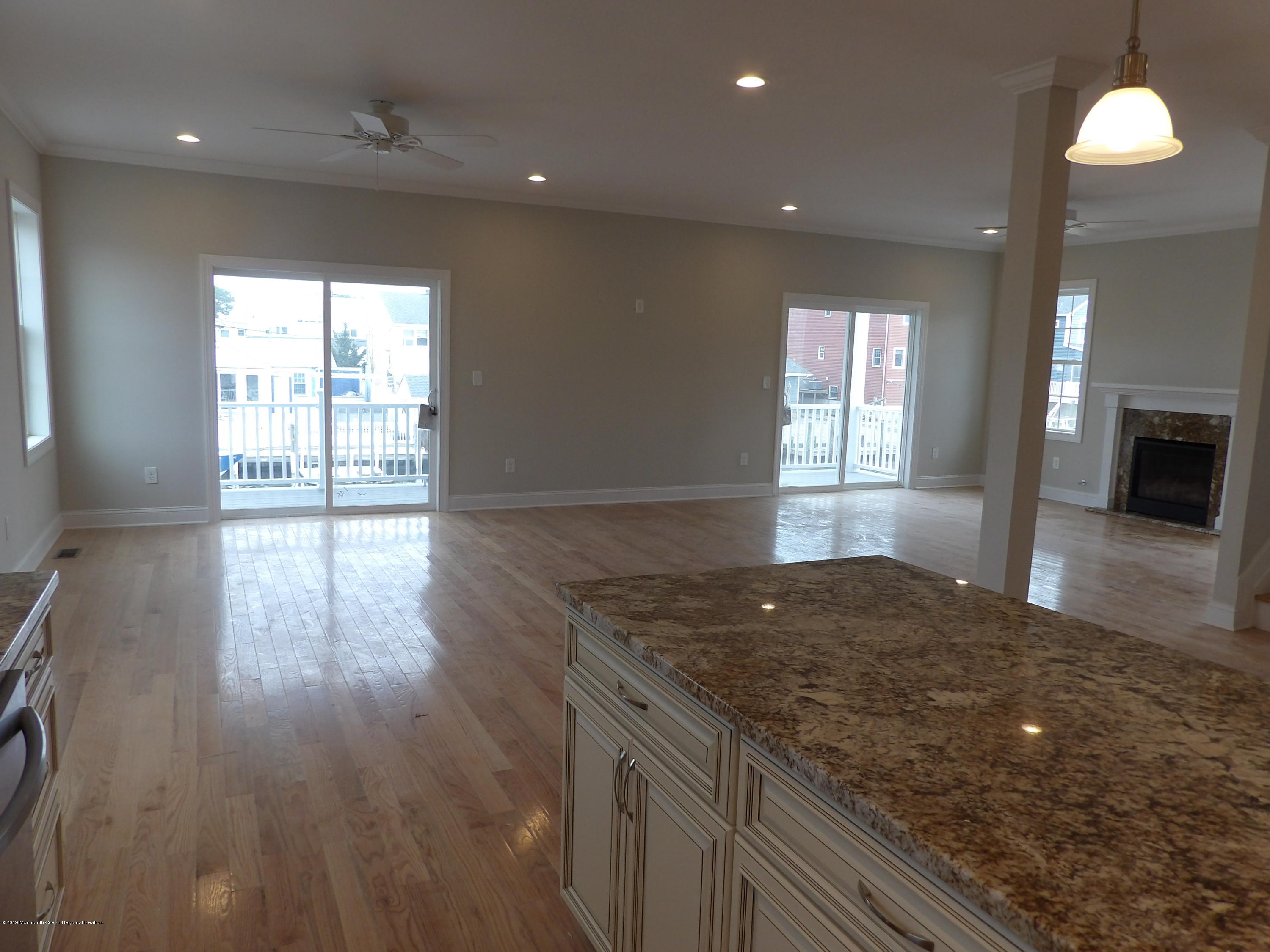 15 Neptune Road Toms River, NJ 08753 - Photo 39 of 89 100_7909
