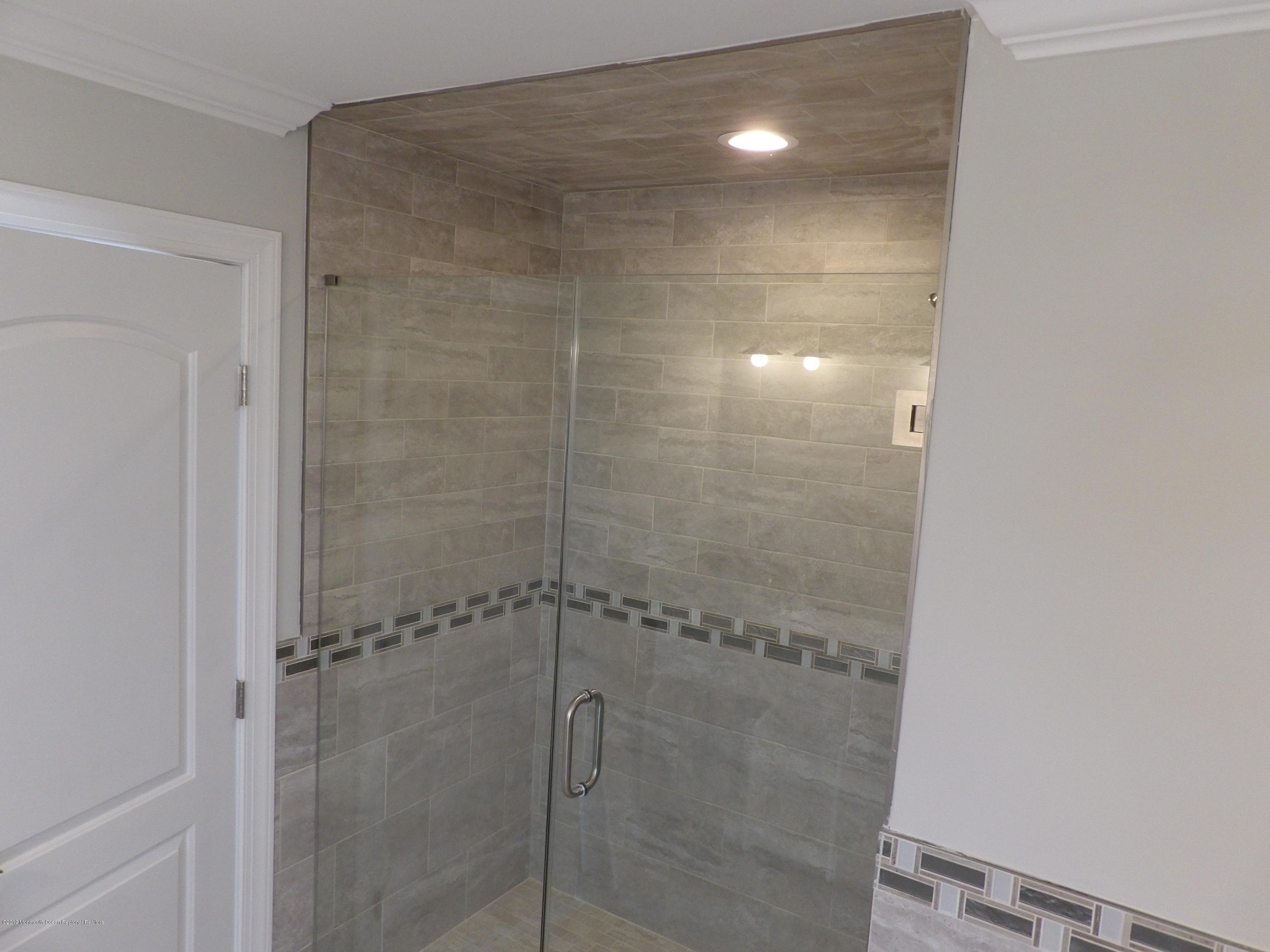 15 Neptune Road Toms River, NJ 08753 - Photo 58 of 89 100_7699