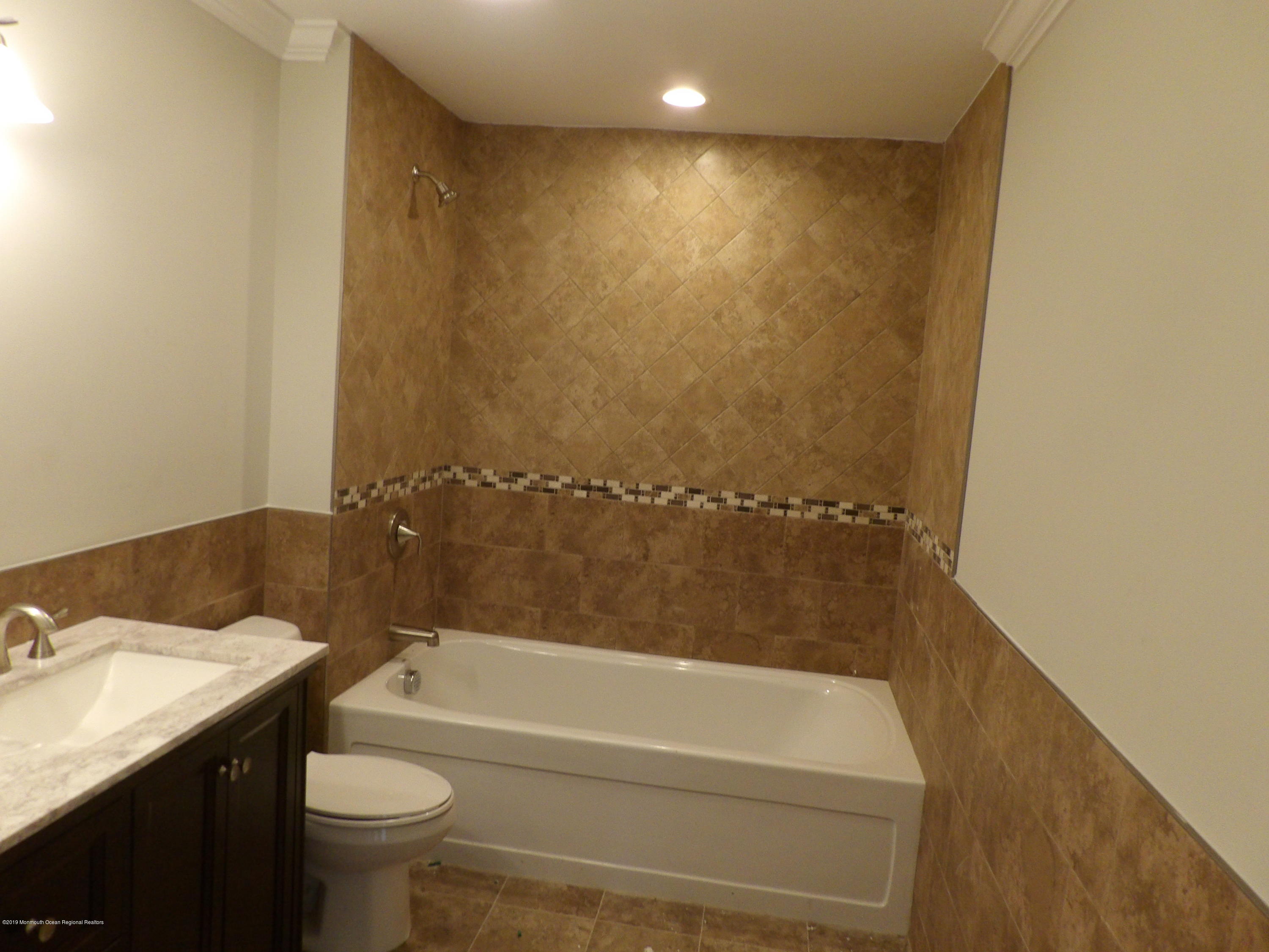 15 Neptune Road Toms River, NJ 08753 - Photo 59 of 89 100_7697