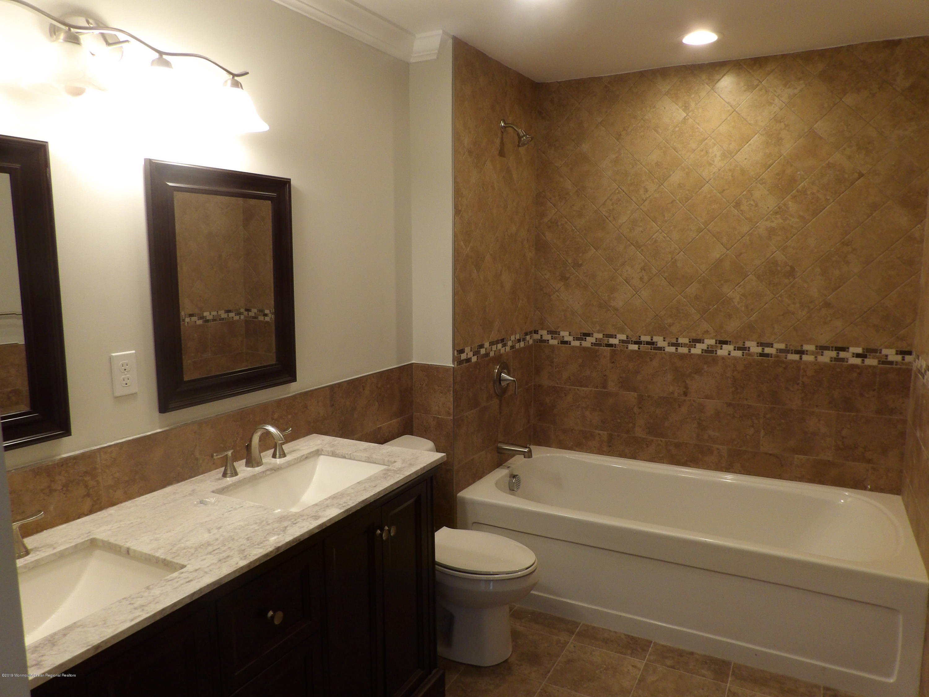 15 Neptune Road Toms River, NJ 08753 - Photo 61 of 89 100_7868
