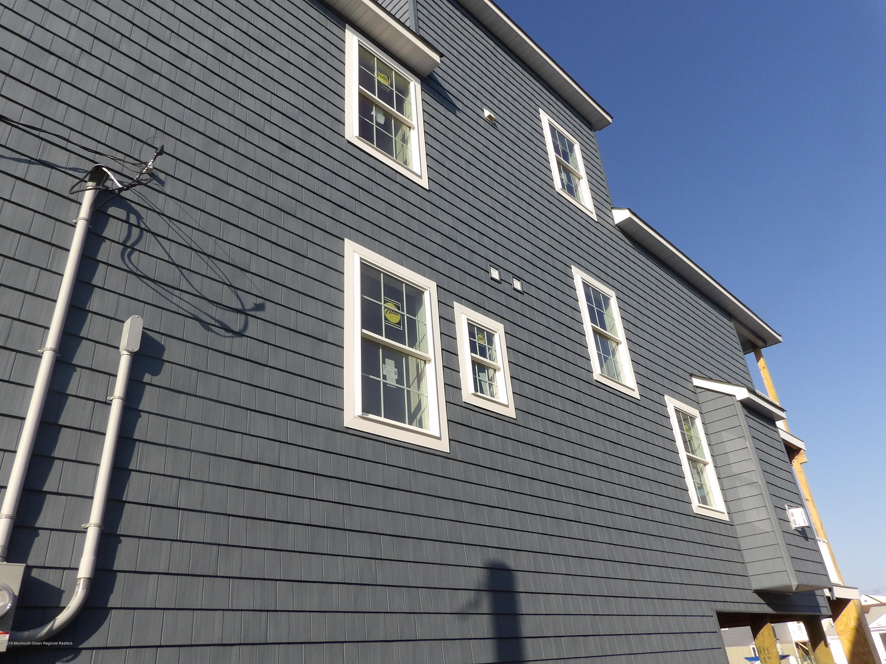 15 Neptune Road Toms River, NJ 08753 - Photo 10 of 89 100_7745