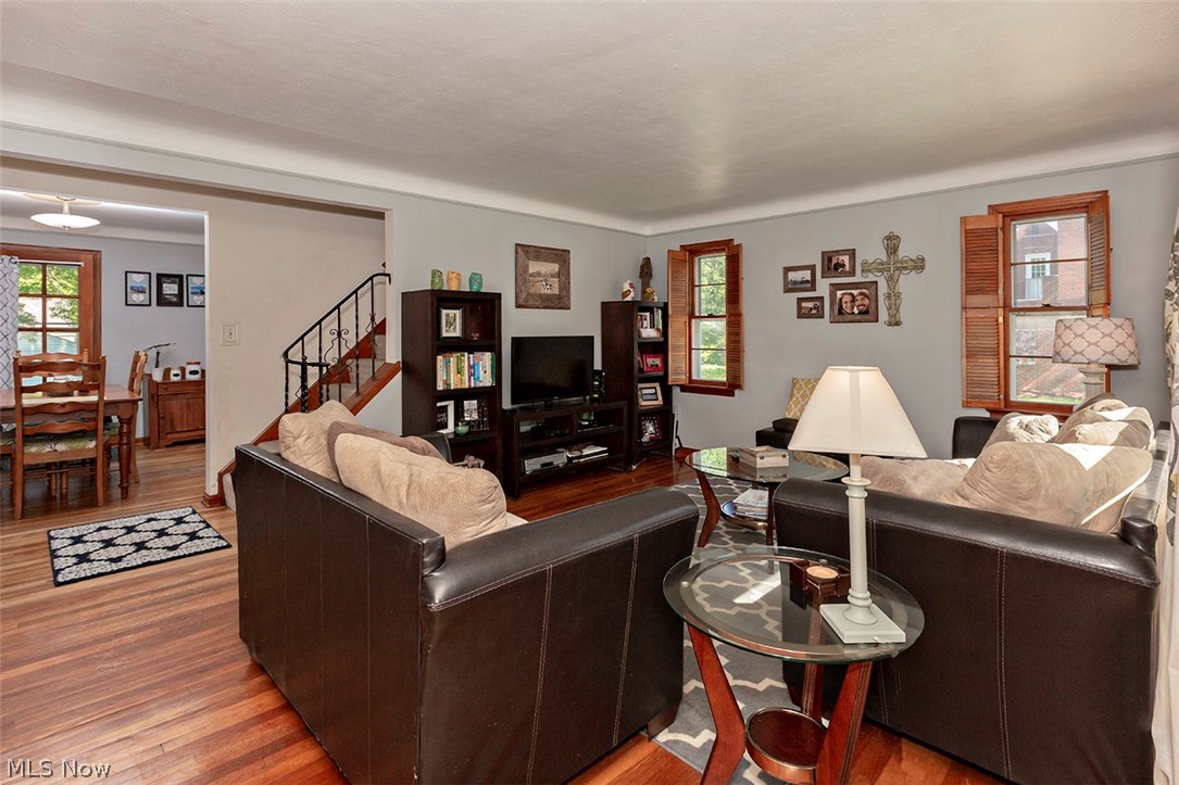 1652 Brainard Road Lyndhurst, OH 44124 - Photo 6 of 35