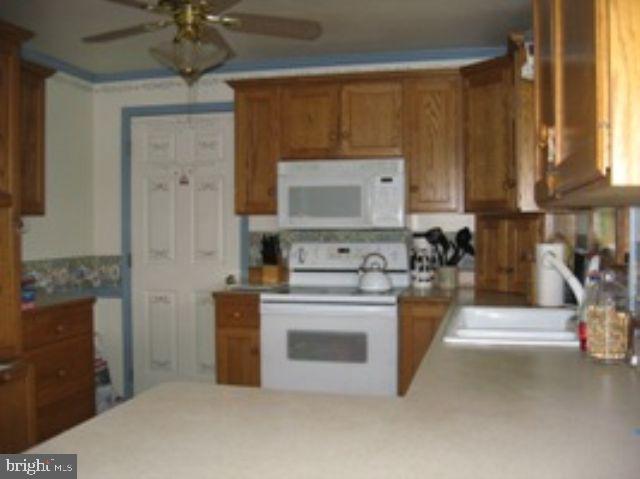 2375 North Deodate Road Elizabethtown, PA 17022 - Photo 3 of 12 Gallery Image 3