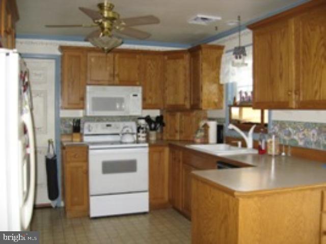 2375 North Deodate Road Elizabethtown, PA 17022 - Photo 4 of 12 Gallery Image 4