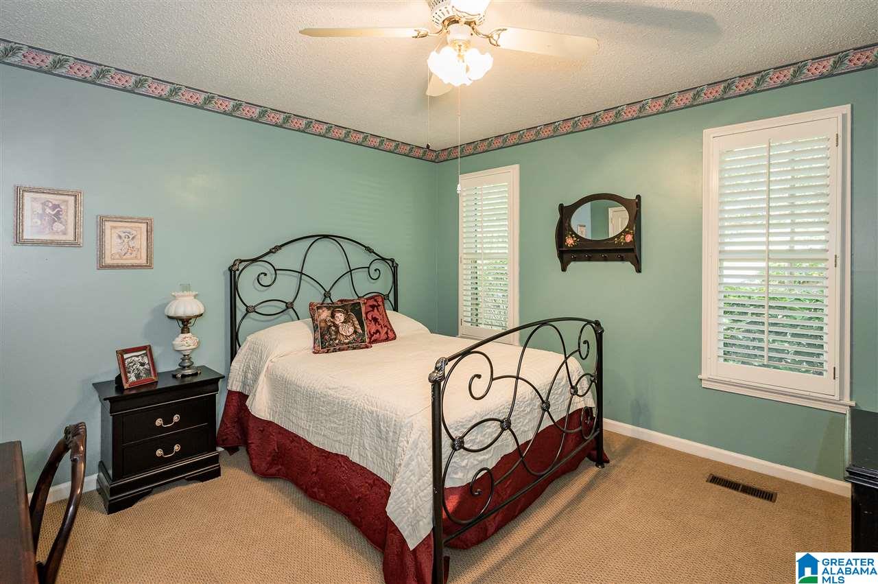 2125 Partridge Berry Road Birmingham, AL 35244 - Photo 20 of 39