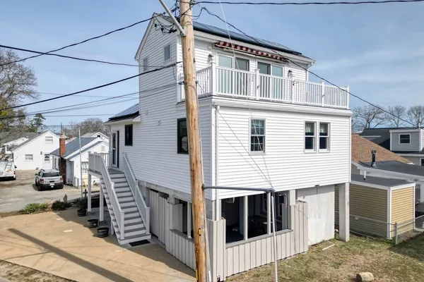 $589,000 | 1 Barnes Street, Wareham, MA 02571