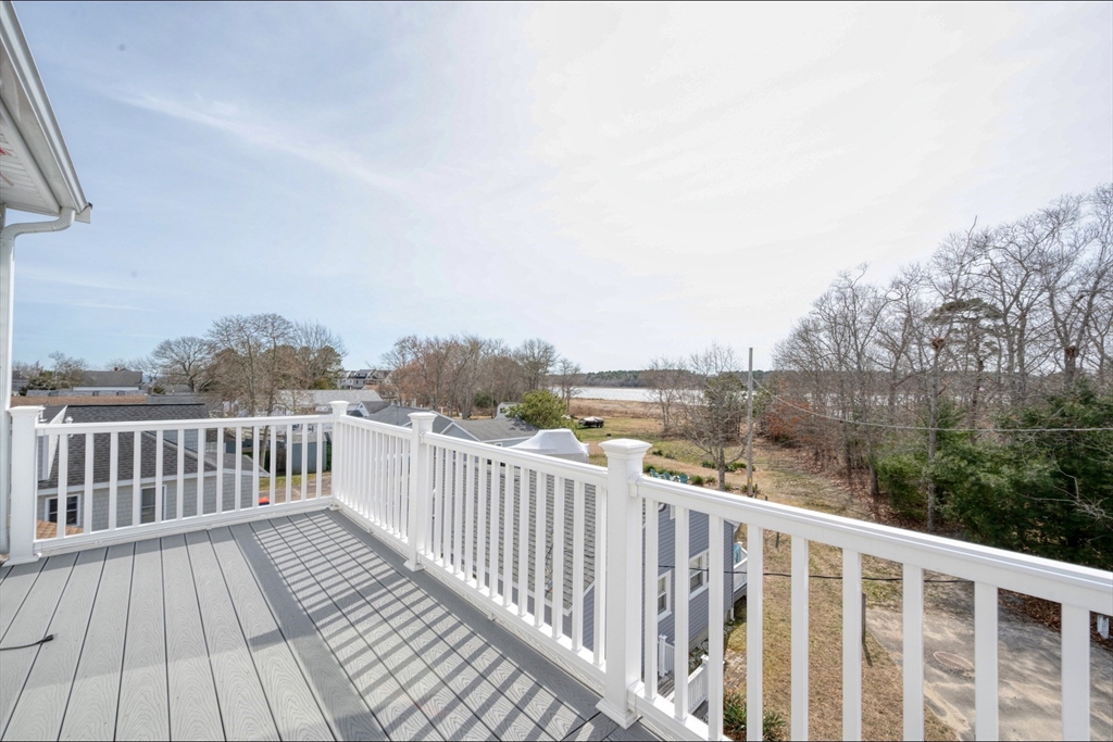 1 Barnes Street Wareham, MA 02571 - Photo 5 of 25