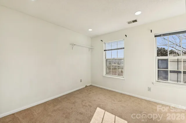 $397,500 | 7106 Spring Creek Lane, Charlotte, NC 28273