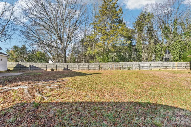 $397,500 | 7106 Spring Creek Lane, Charlotte, NC 28273