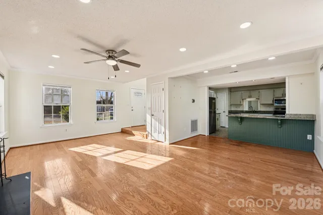 $397,500 | 7106 Spring Creek Lane, Charlotte, NC 28273